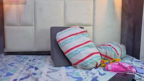 Rachel Donnelly online show from April 2, 1:13 am