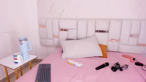  DALIANA  online show from February 25, 1:36 pm