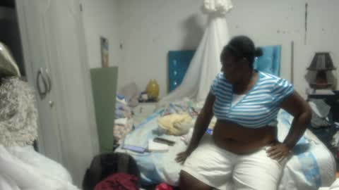 rachelexoticgirl online show from May 25, 3:23 am