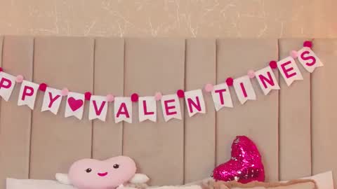 Rachell online show from February 12, 5:48 pm