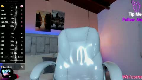 Snapshot of rachell_honey7 chatting on March 9, 9:46 am Rachel online show from March 9, 9:46 am