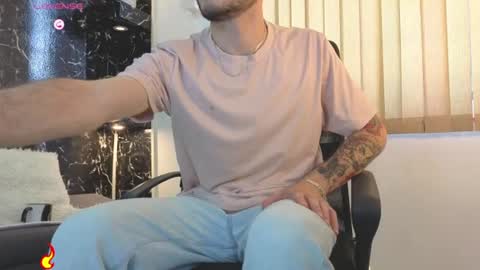 R A F A E L online show from June 12, 8:41 pm