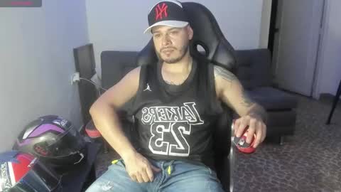 ragnar_lothbrok77 online show from September 9, 11:27 pm