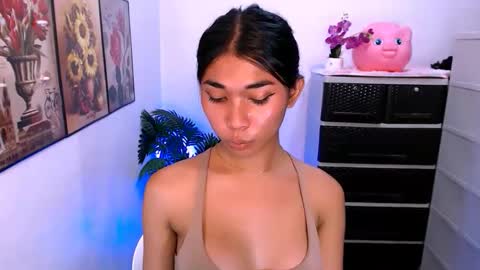 raindrizzle1706 online show from March 7, 6:30 pm