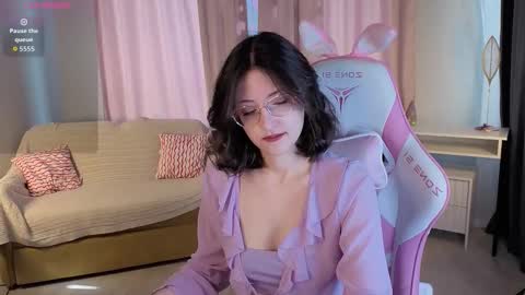 rainybella online show from September 12, 7:21 am