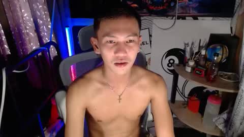 ralfhuge24 online show from March 1, 2:38 am