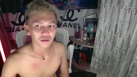 ralfhuge24 online show from April 12, 12:20 pm