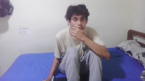 rami_hot0 online show from June 14, 6:43 pm
