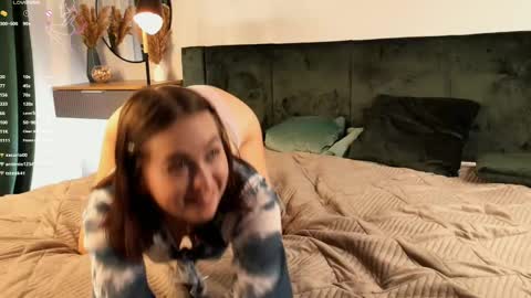 Helen online show from March 8, 11:18 pm