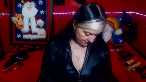 Sonia online show from December 5, 2:11 am