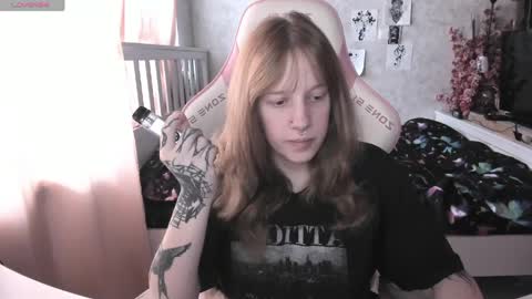 Rapunzel online show from April 22, 1:29 pm