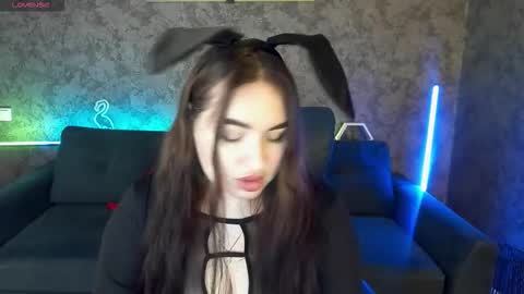 rapunzelangel online show from March 7, 7:52 am