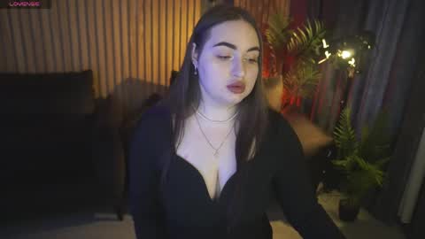 rapunzelangel online show from May 28, 6:11 am