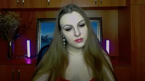 raspberry0101 online show from December 4, 4:06 pm