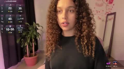 Saba online show from December 17, 10:49 pm