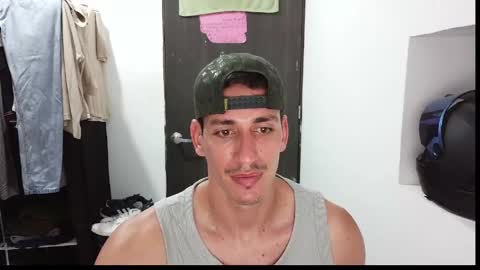 Raul online show from May 31, 3:44 pm