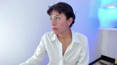 gata online show from February 12, 12:03 am