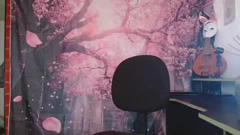 ravenlotus online show from March 11, 9:40 pm