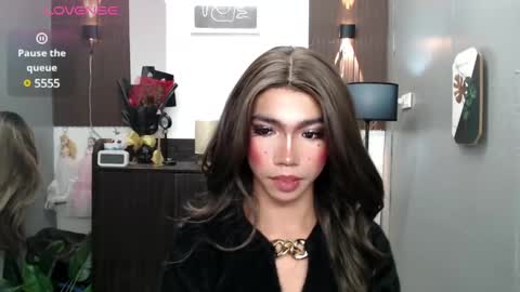 ravennaxx online show from February 17, 9:21 pm