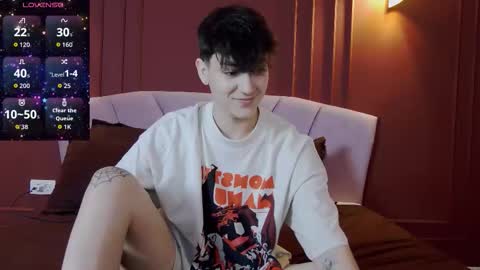 RavenRyx online show from February 3, 5:39 pm