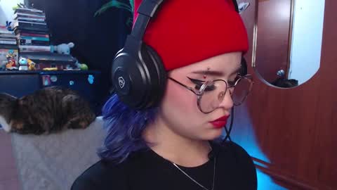 raventh_ online show from September 23, 10:27 pm