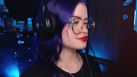 raventh_ online show from November 15, 9:38 pm