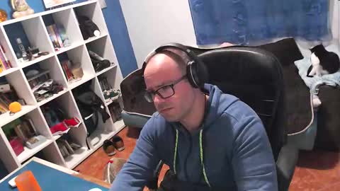 ravingr3d3 online show from November 1, 10:09 pm