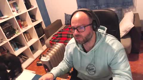 ravingr3d3 online show from March 10, 10:55 pm