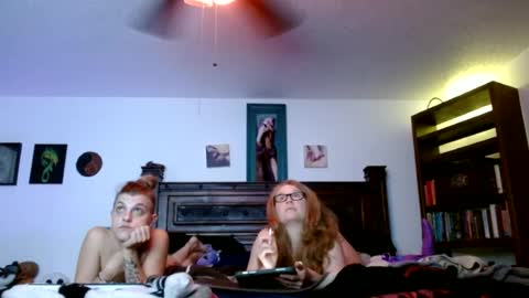 Ravyn Thorn online show from June 24, 2:51 am
