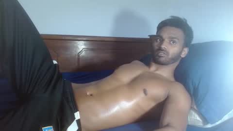 eyan online show from October 24, 1:06 am