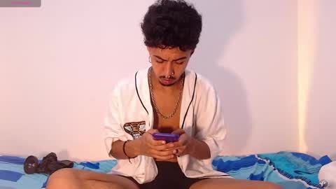 Rayn online show from January 16, 2:51 am