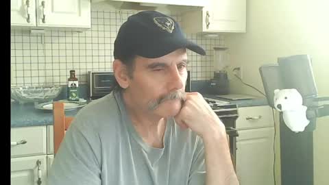 Ray online show from April 19, 7:05 pm