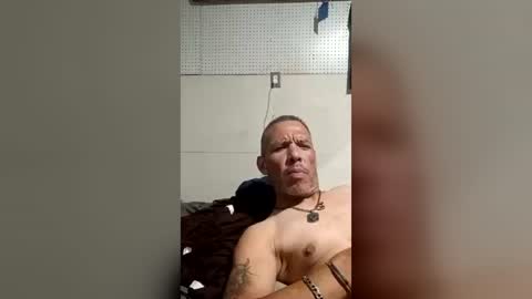 rayringo1970 online show from August 5, 11:02 pm