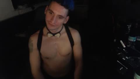 Rayzel online show from November 30, 5:09 pm