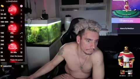 Rayzel White online show from June 8, 1:28 am