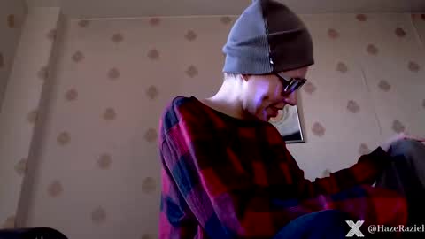  Yrriel Strife Candy-Demon Caveboy mr. Cringe   online show from September 19, 2:43 pm