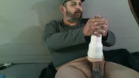 Snapshot of razumuhin chatting on January 24, 4:17 pm PLAYING COCK HERO online show from January 24, 4:17 pm