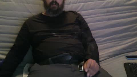 Snapshot of razumuhin chatting on December 19, 1:07 am PLAYING COCK HERO online show from December 19, 1:07 am