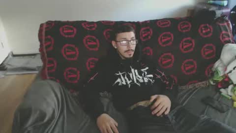 realace9 online show from December 17, 4:53 pm