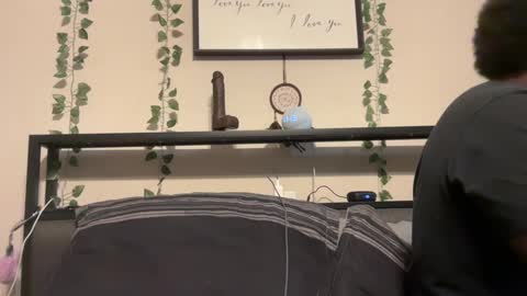 Preston  Stella online show from December 19, 4:13 am