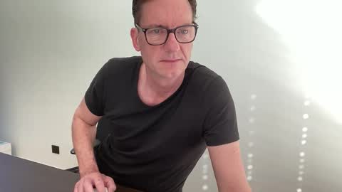 realstuff_ online show from April 29, 7:46 am