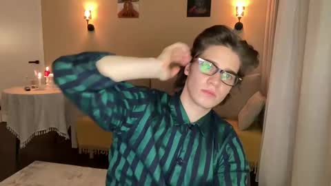 AliceEve online show from January 11, 6:44 pm