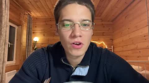 AliceEve online show from September 22, 4:55 pm