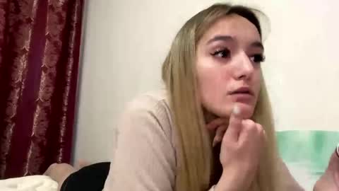 Risa online show from April 23, 3:13 pm