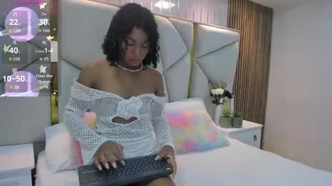 Rebeca online show from May 17, 11:41 am