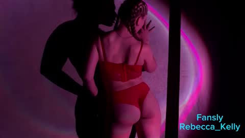 rebecca_____ online show from January 15, 2:09 am