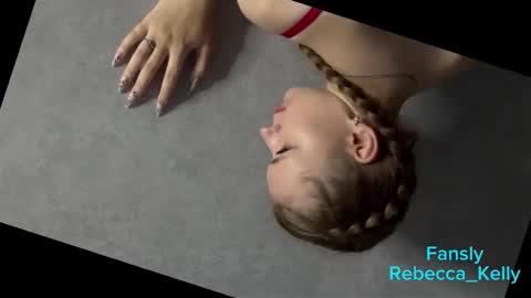 rebecca_____ online show from December 23, 2:07 am