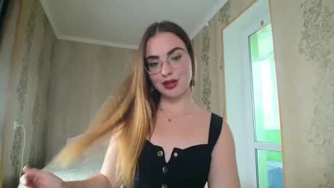 Rebecca online show from October 9, 10:32 am