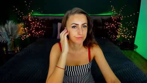 rebecca_diamonds online show from September 10, 5:30 am