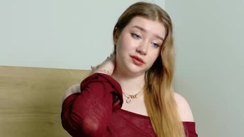 Snapshot of rebecca_lace chatting on September 13, 1:41 am rebecca_lace online show from September 13, 1:41 am